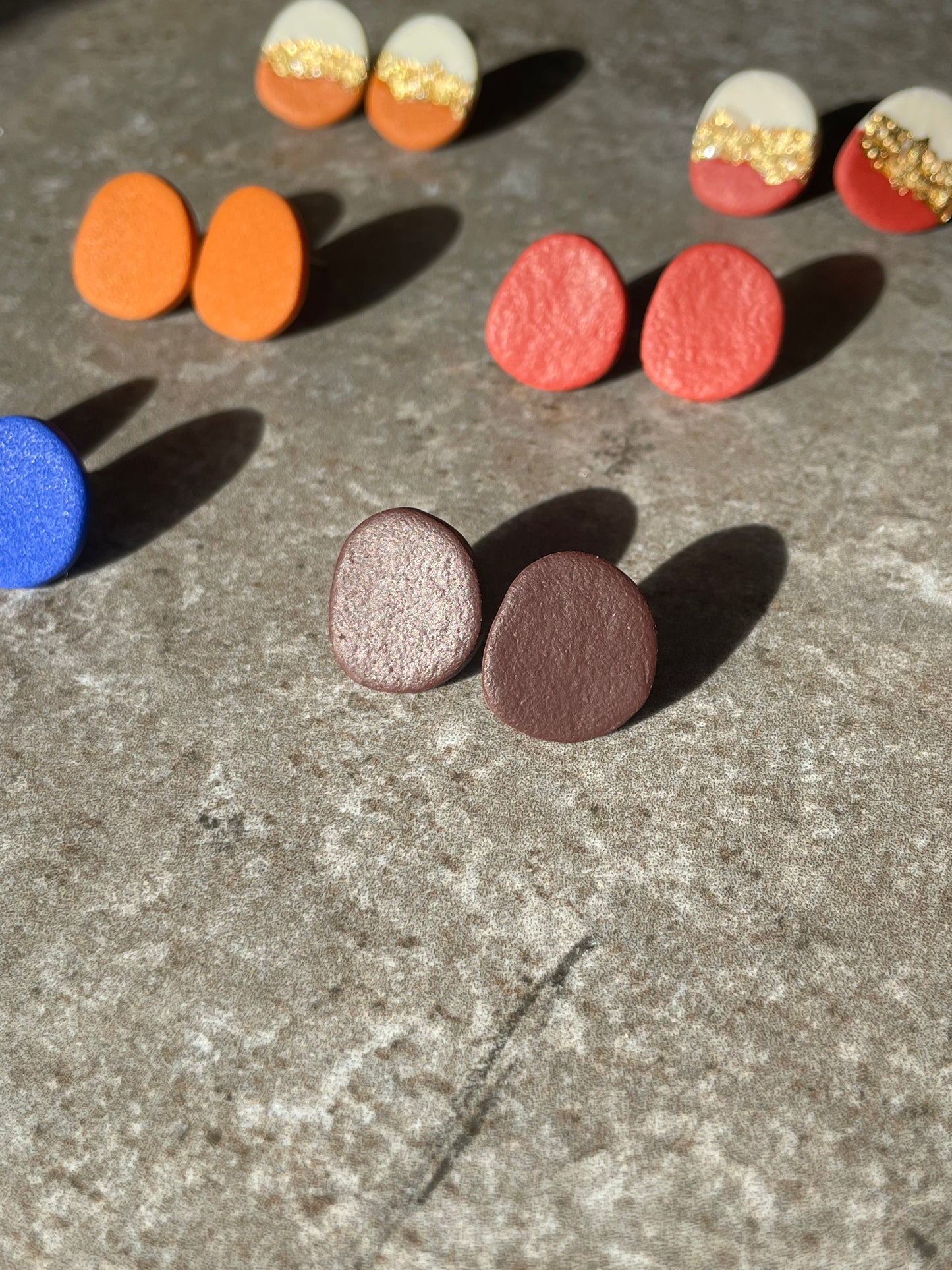 Viruta marrón chocolate efecto cuero