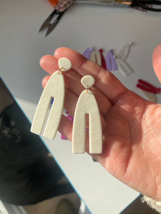 Faro blanco hueso efecto cuero