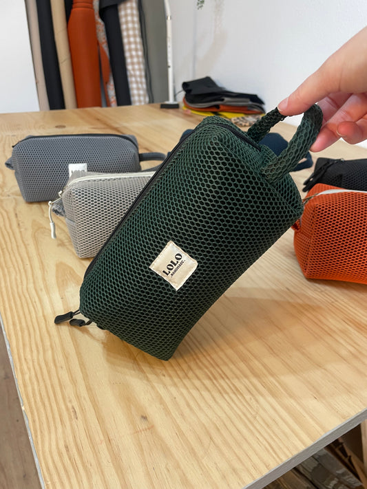 Neceser malla 3D verde