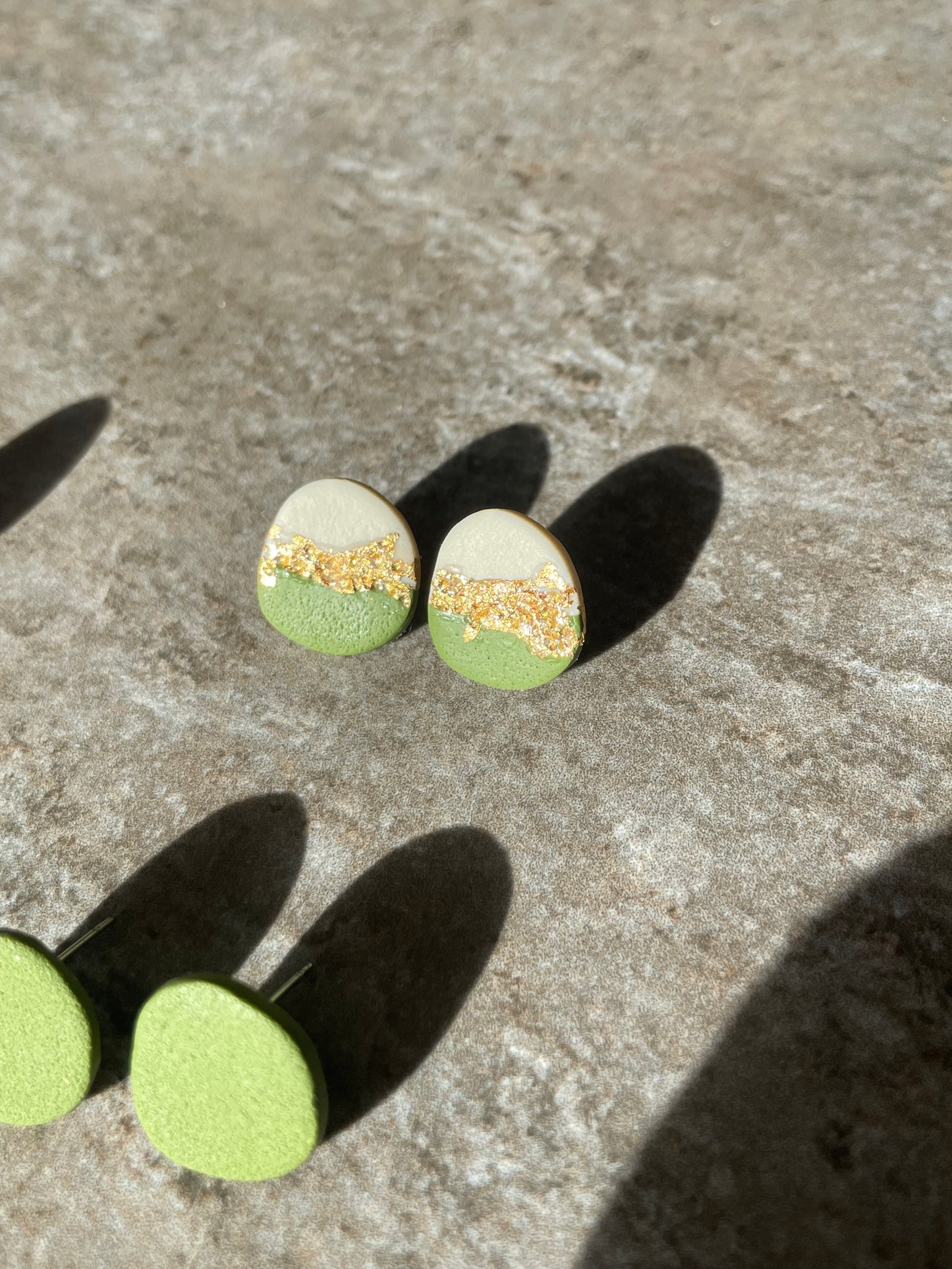 Viruta pan de oro blanco y verde botella