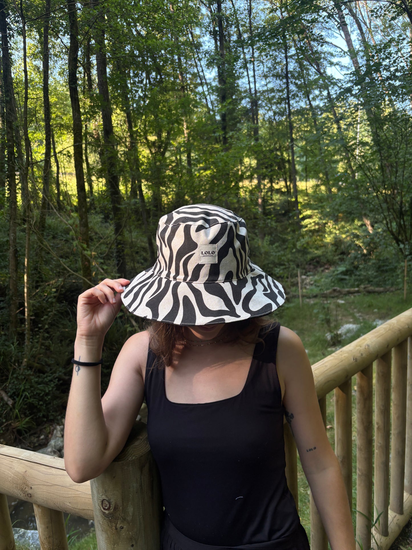 Bucket hat cebra