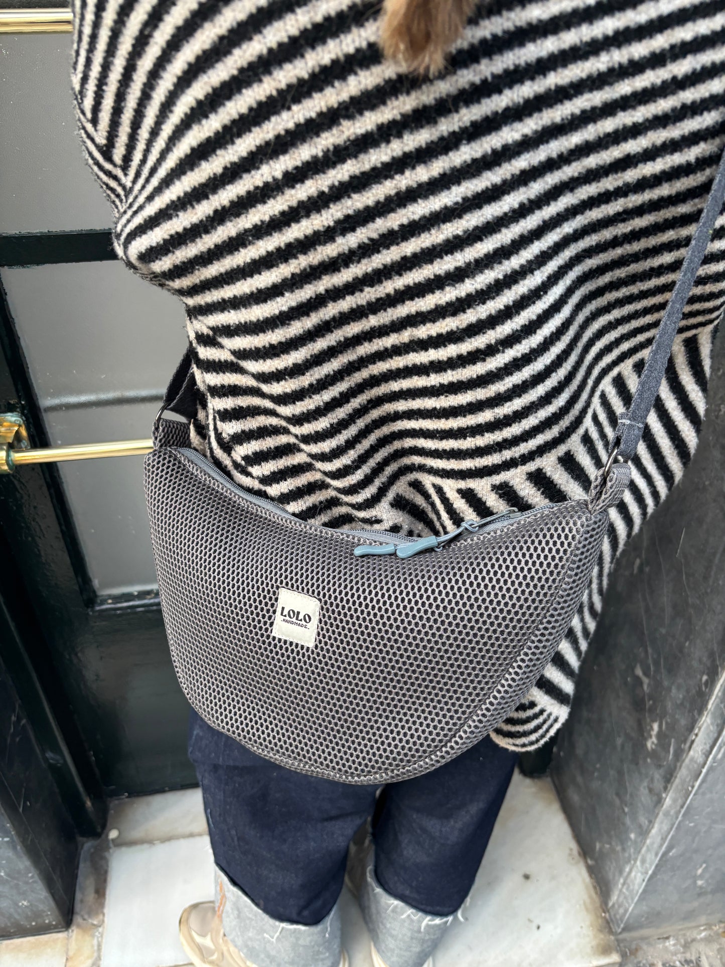 Bolso moon malla 3D gris