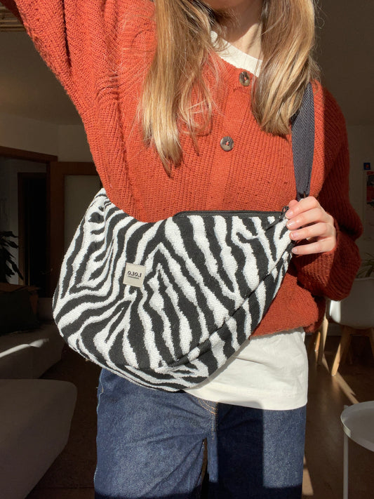 Bolso moon XL cebra