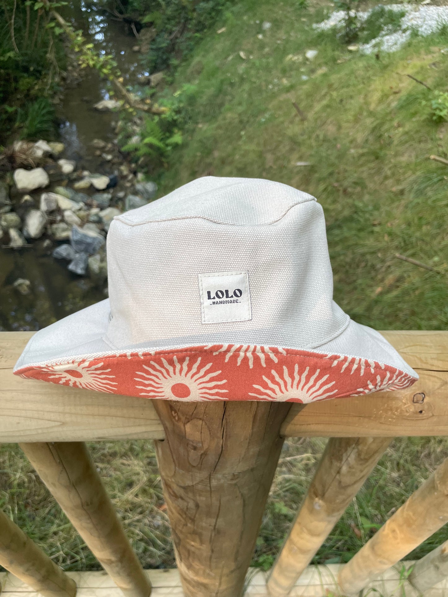 Bucket hat beige