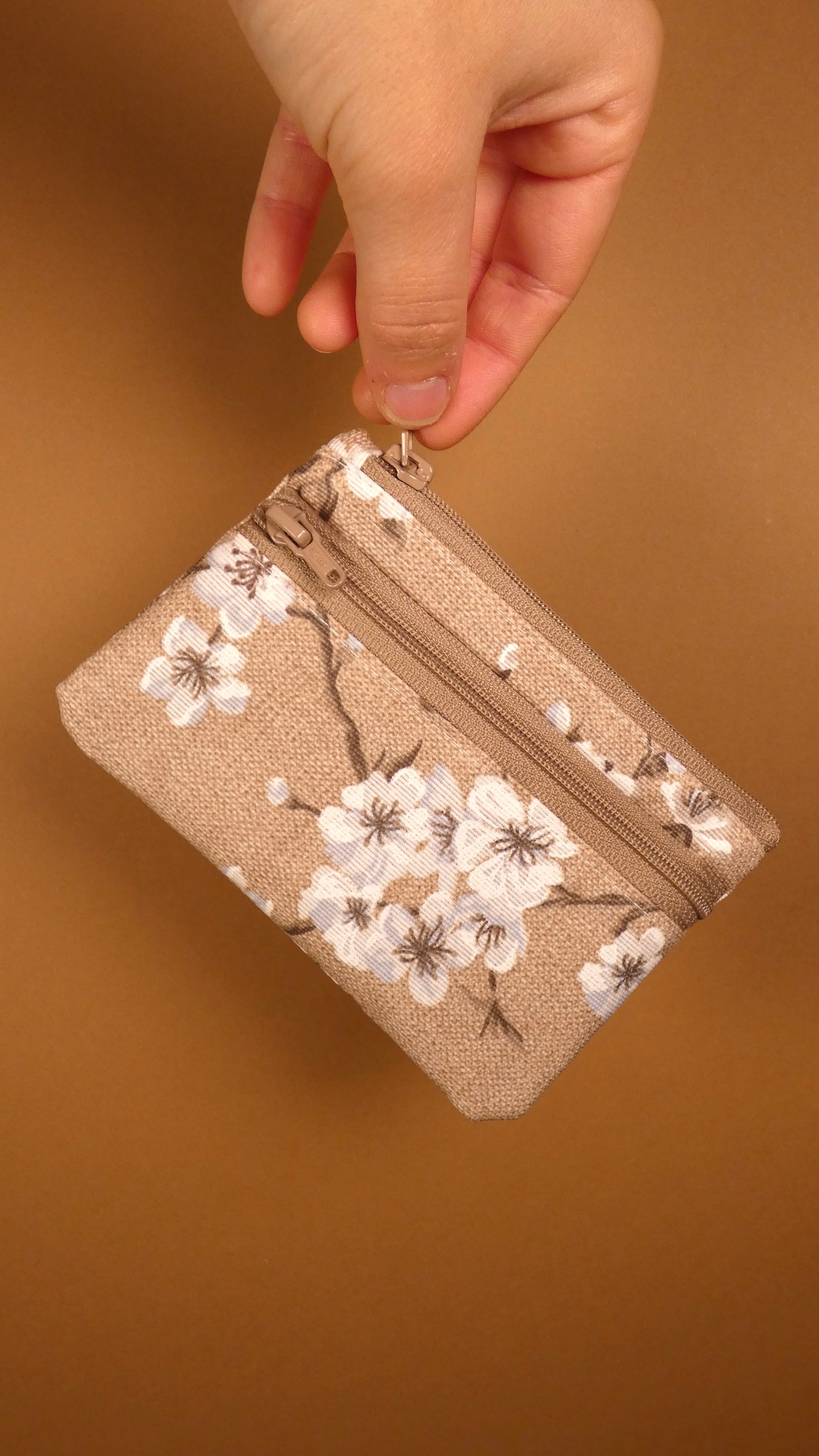 Cartera flores japonesas