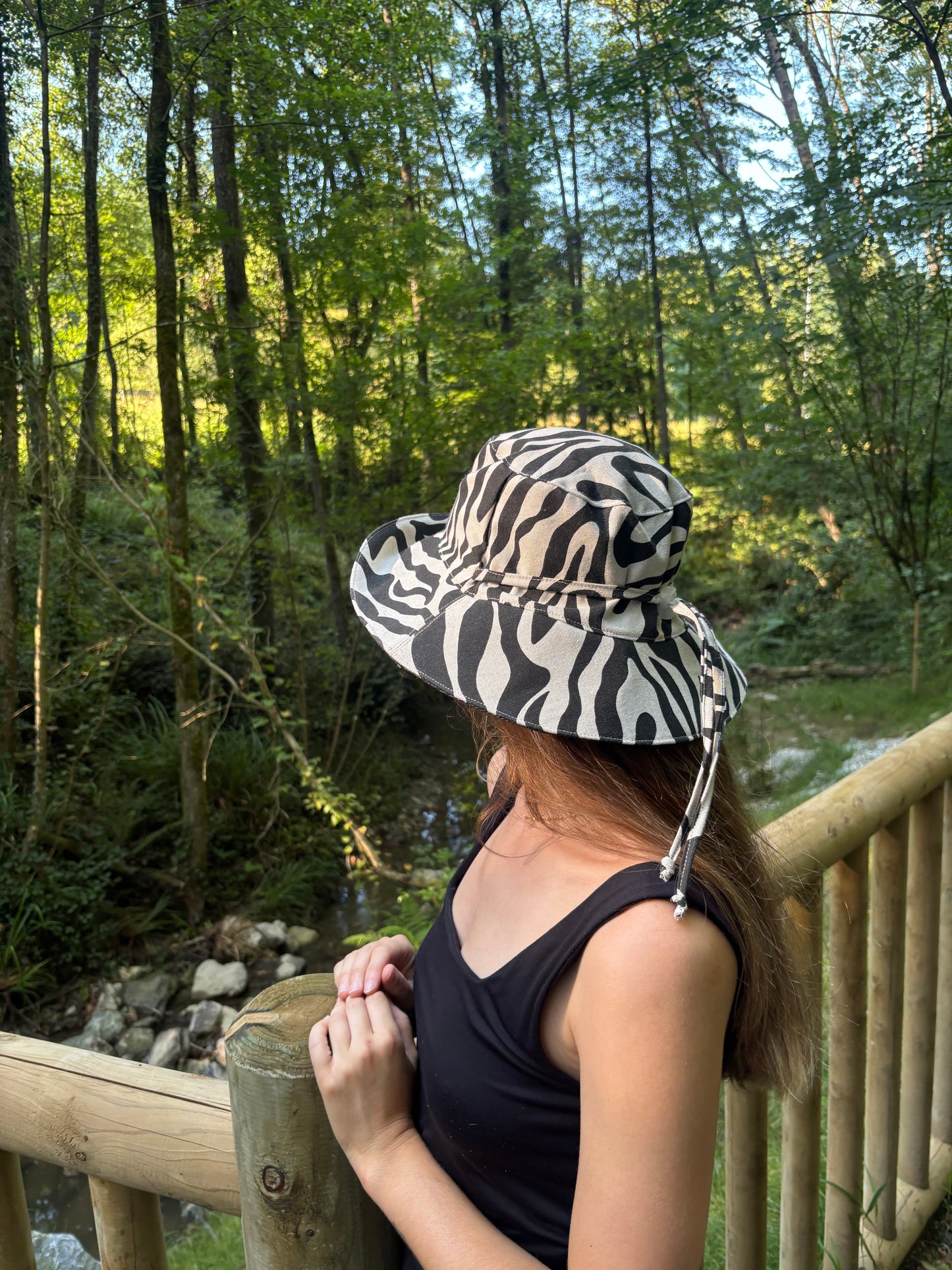 Bucket hat cebra