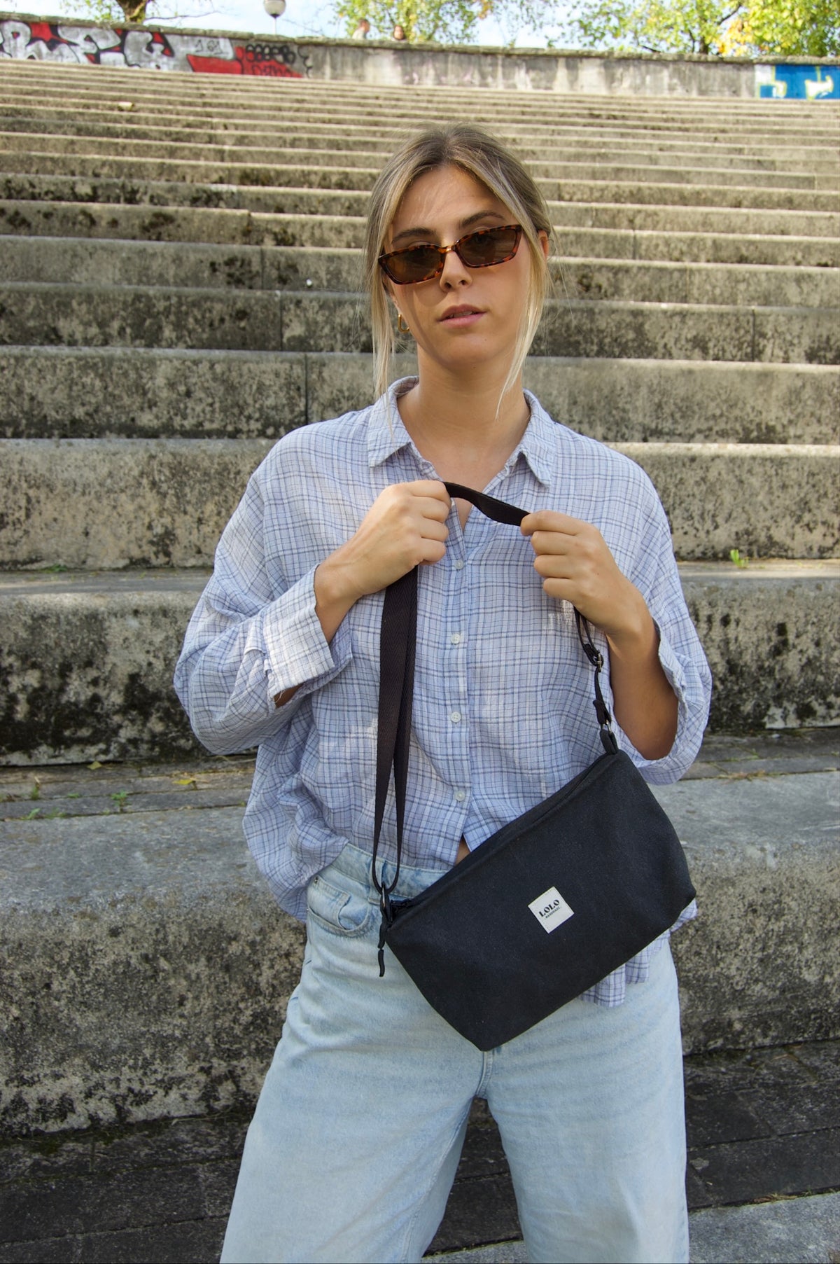 Bolso rectangular negro jaspeado