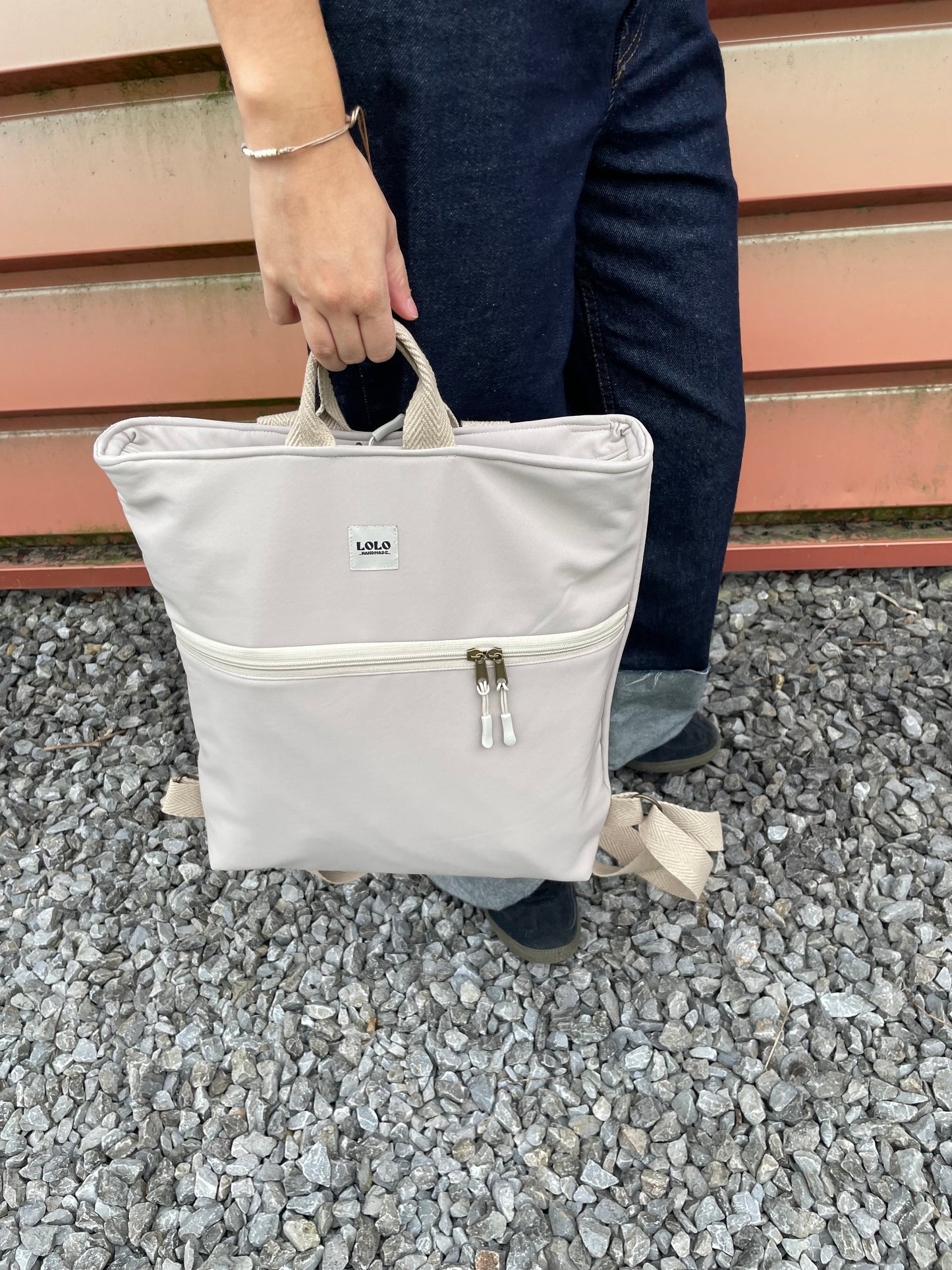 Mochila softshell beige