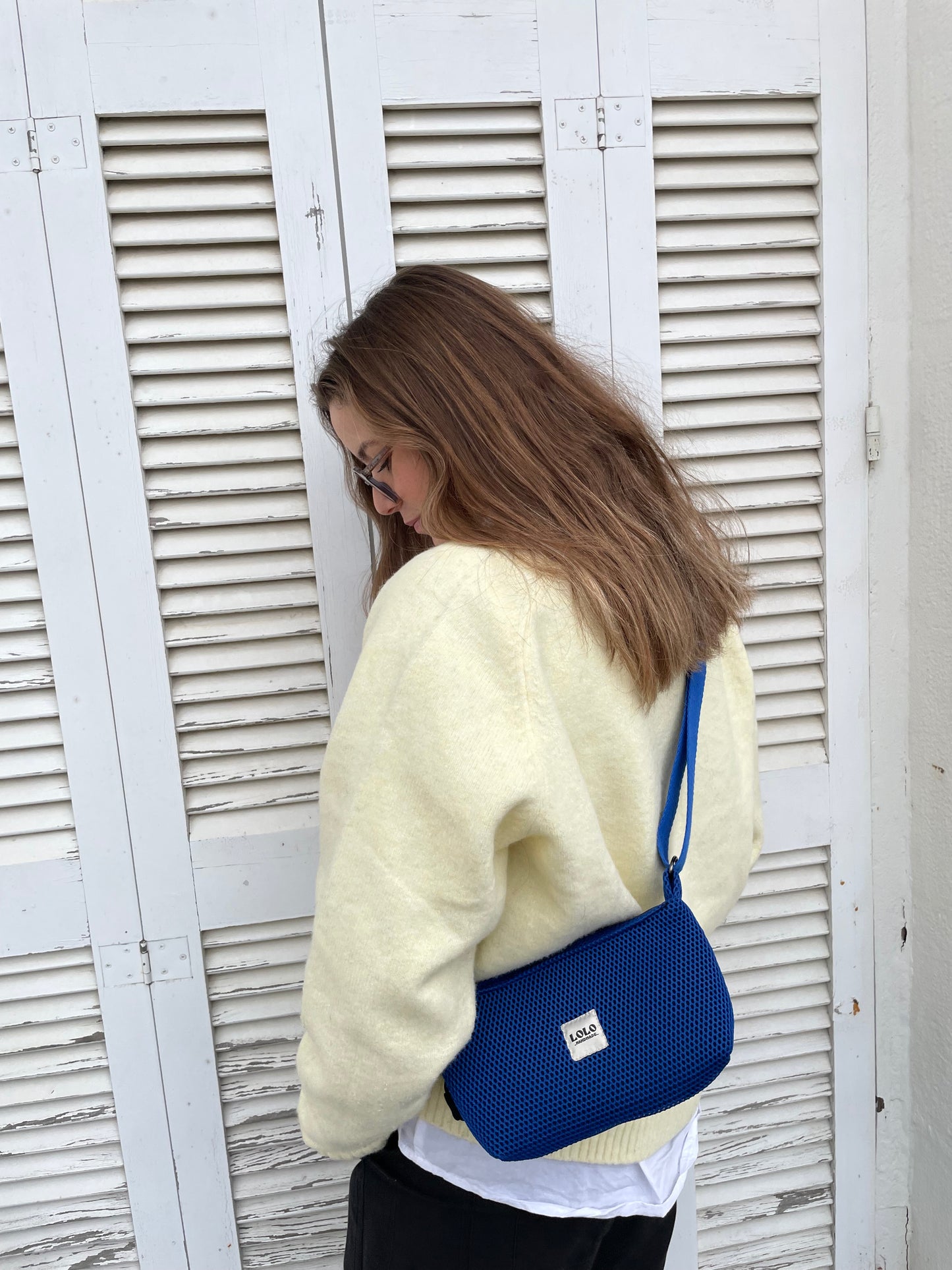 Bolso pocket malla 3D azul eléctrico