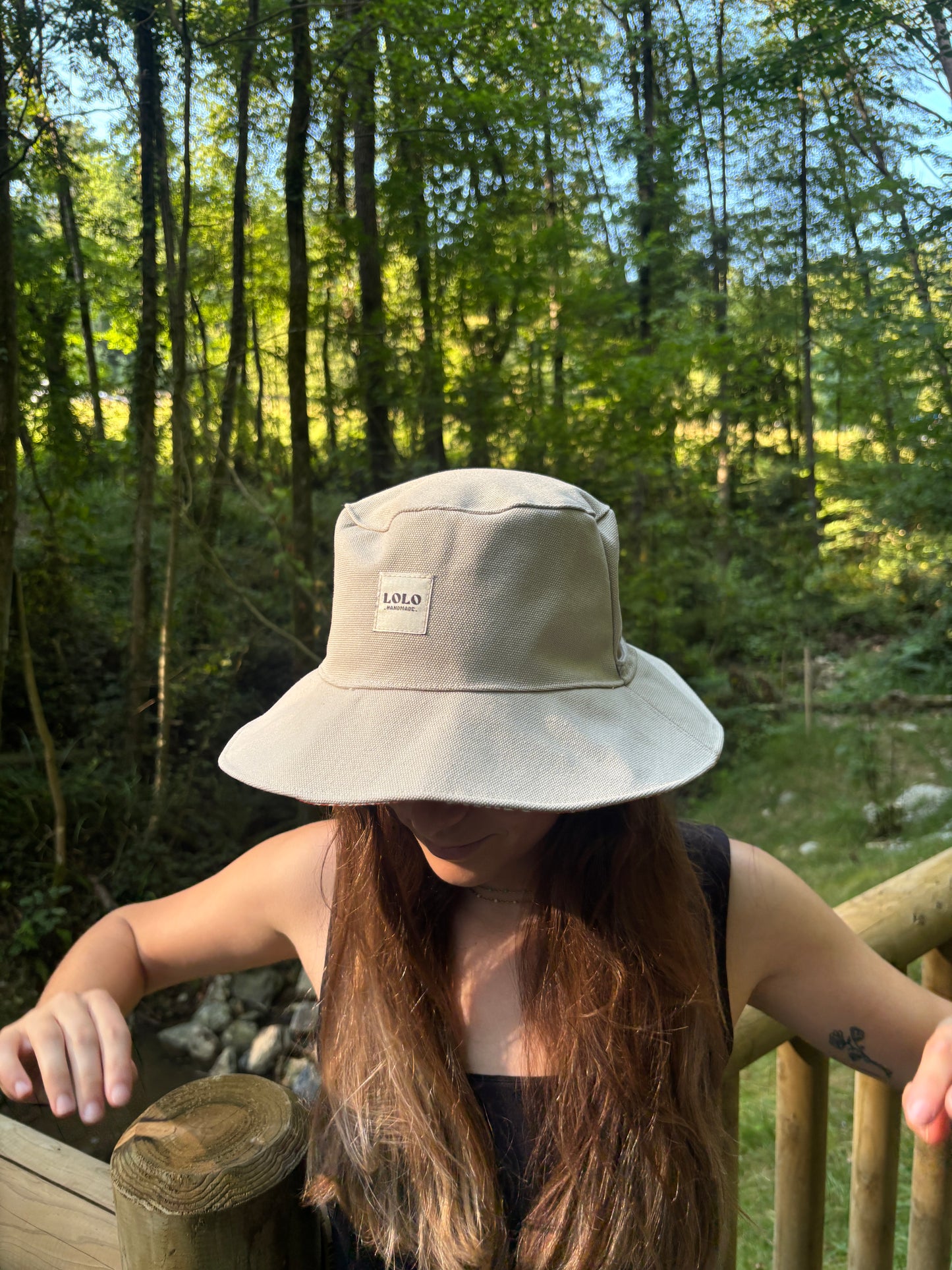 Bucket hat beige
