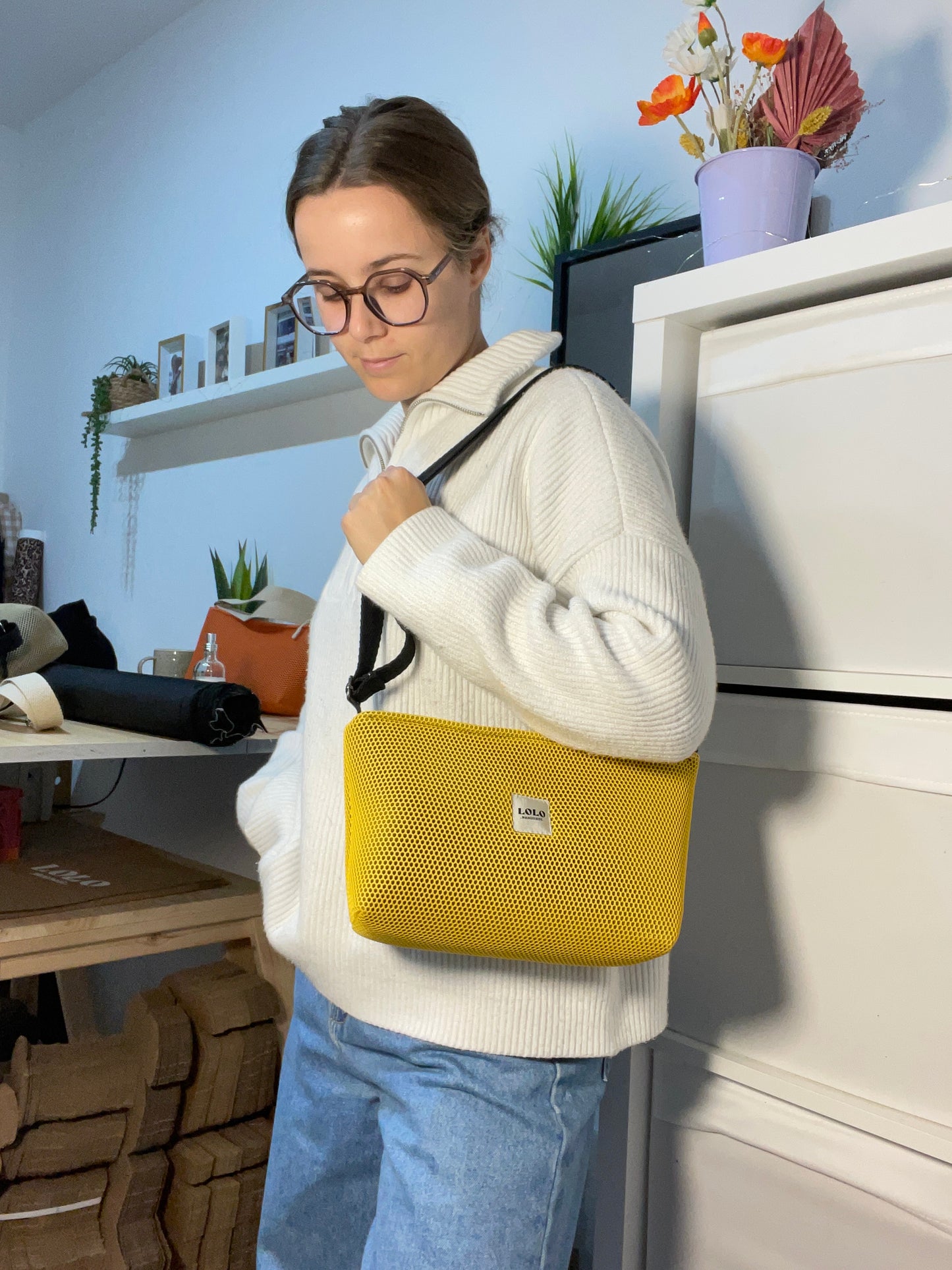 Bolso rectangular malla 3D amarillo