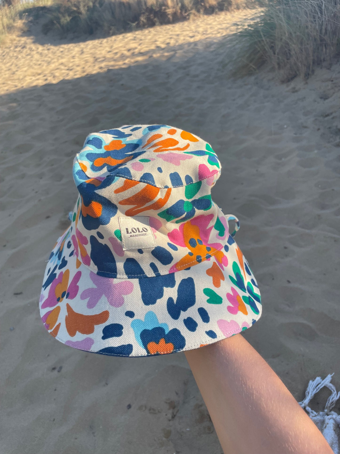 Bucket hat loreak