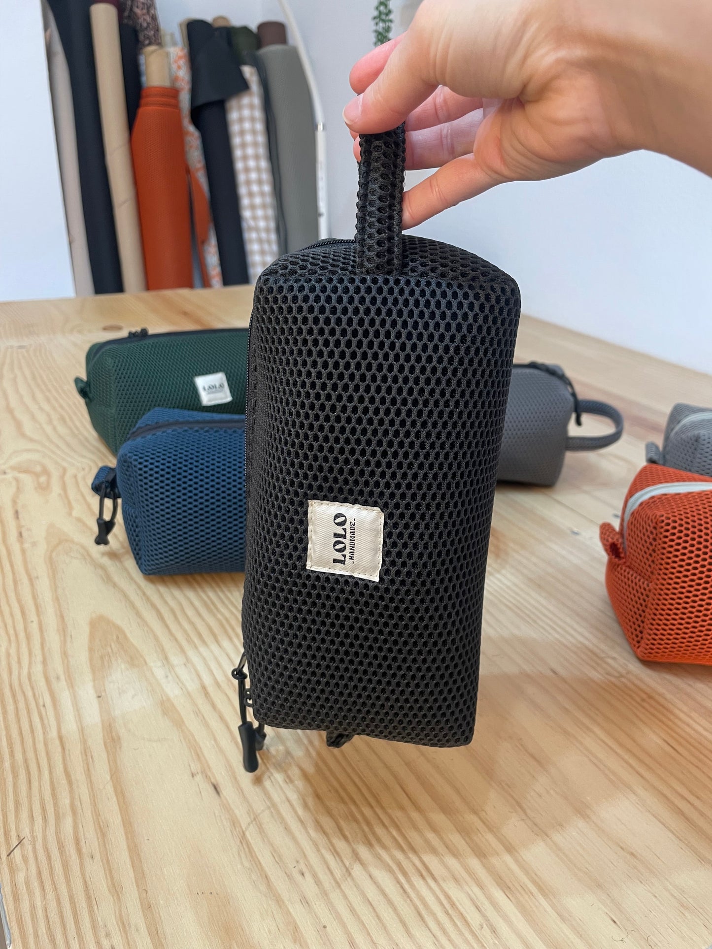 Neceser malla 3D negro