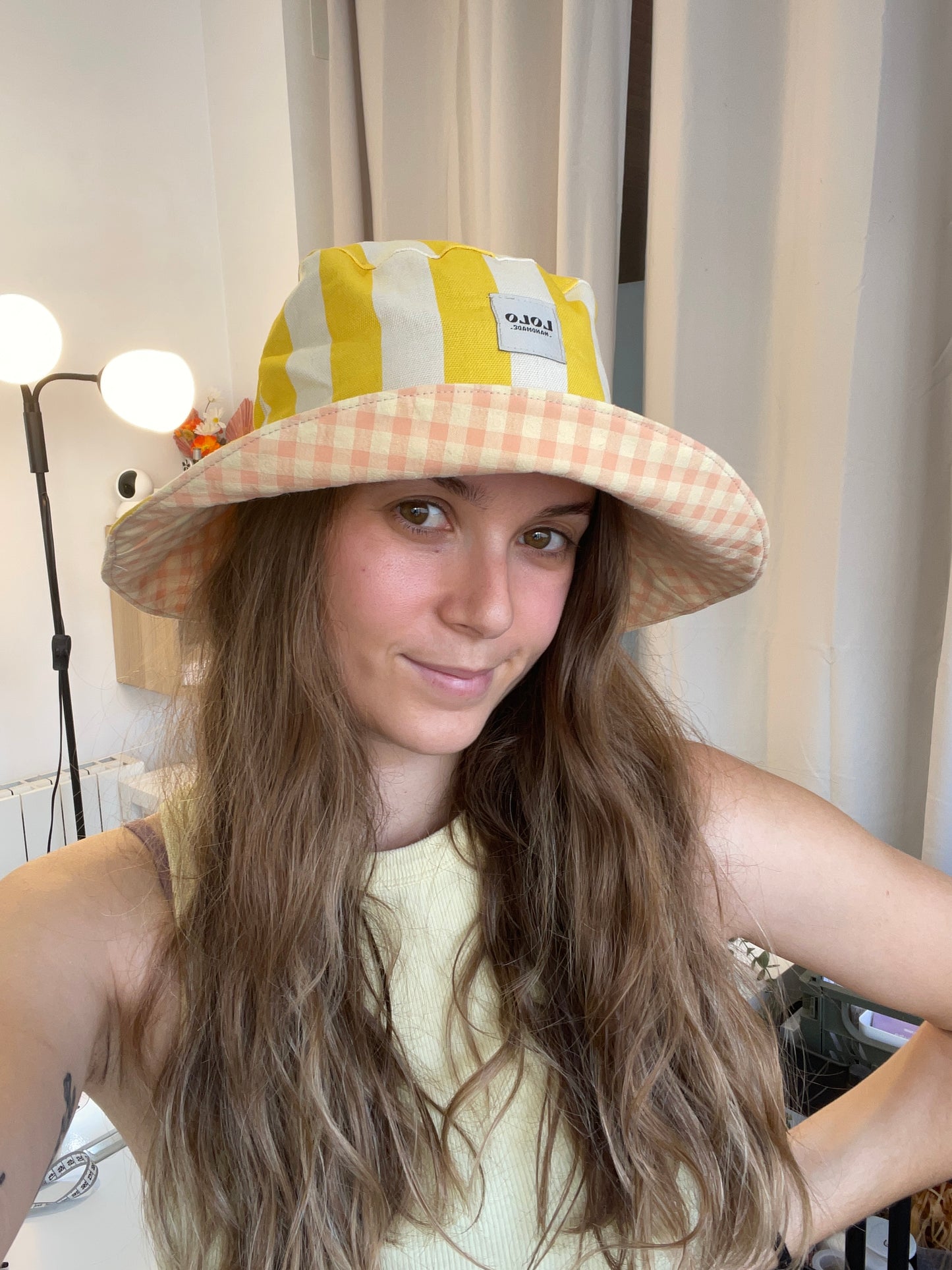 Bucket hat rayas amarillo