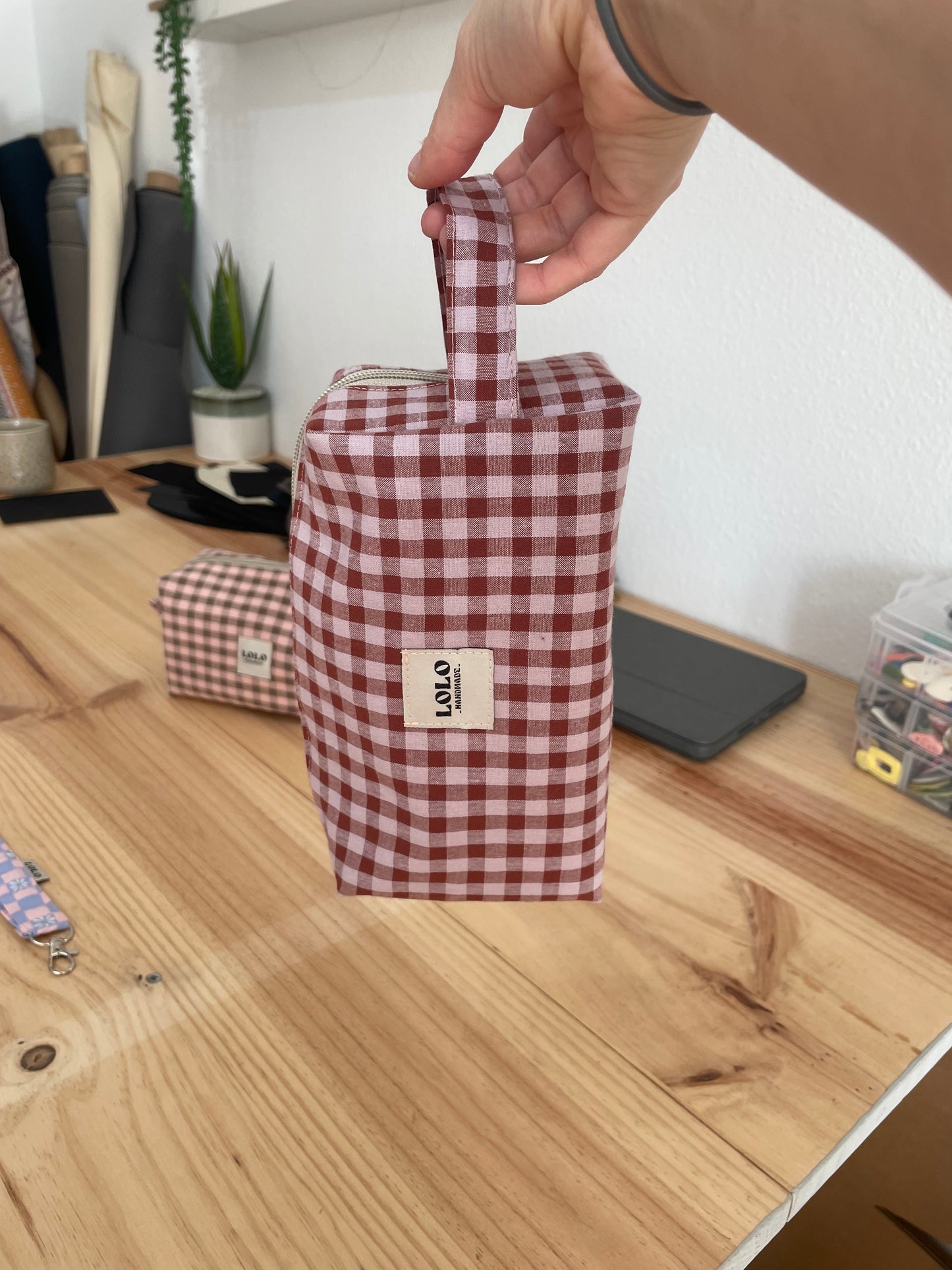 Neceser vichy granate y rosa palo