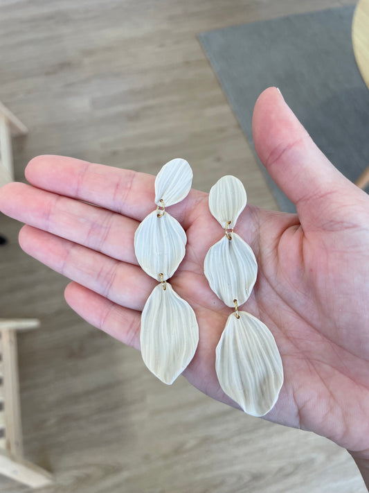 3 hojas beige