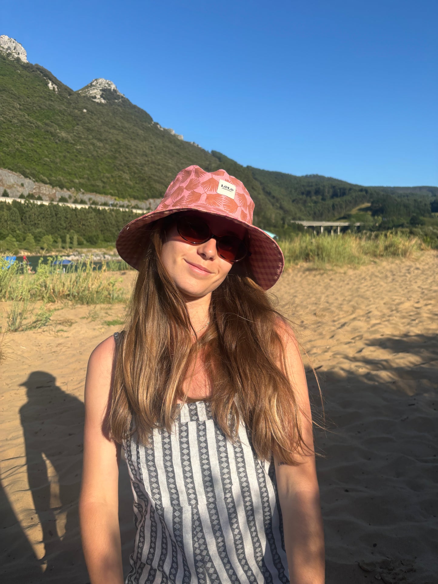 Bucket hat hojas de palma