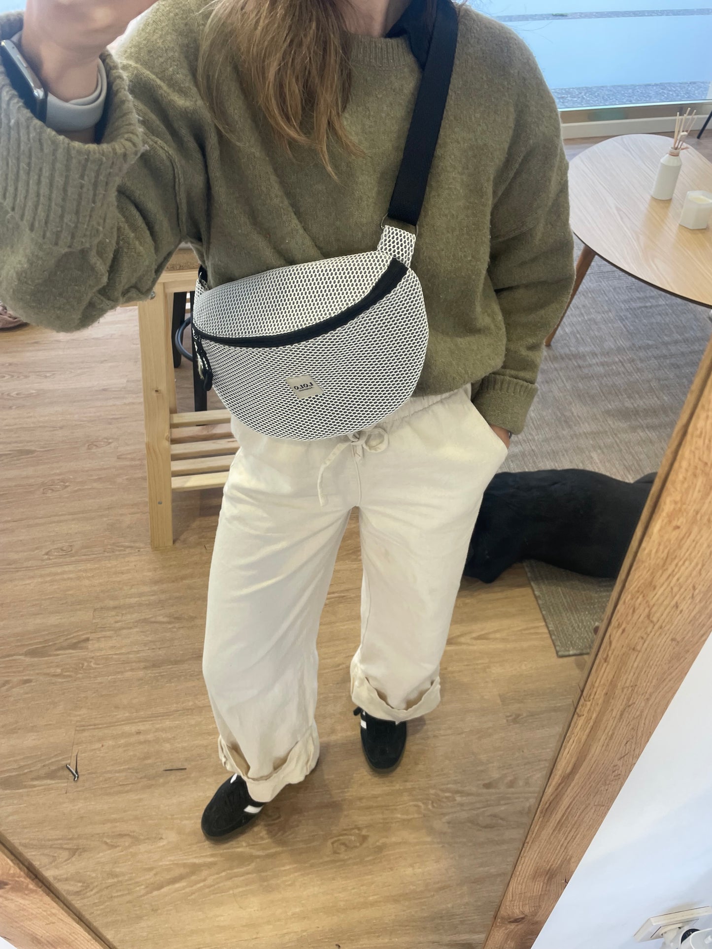 Riñonera XL malla 3D blanco