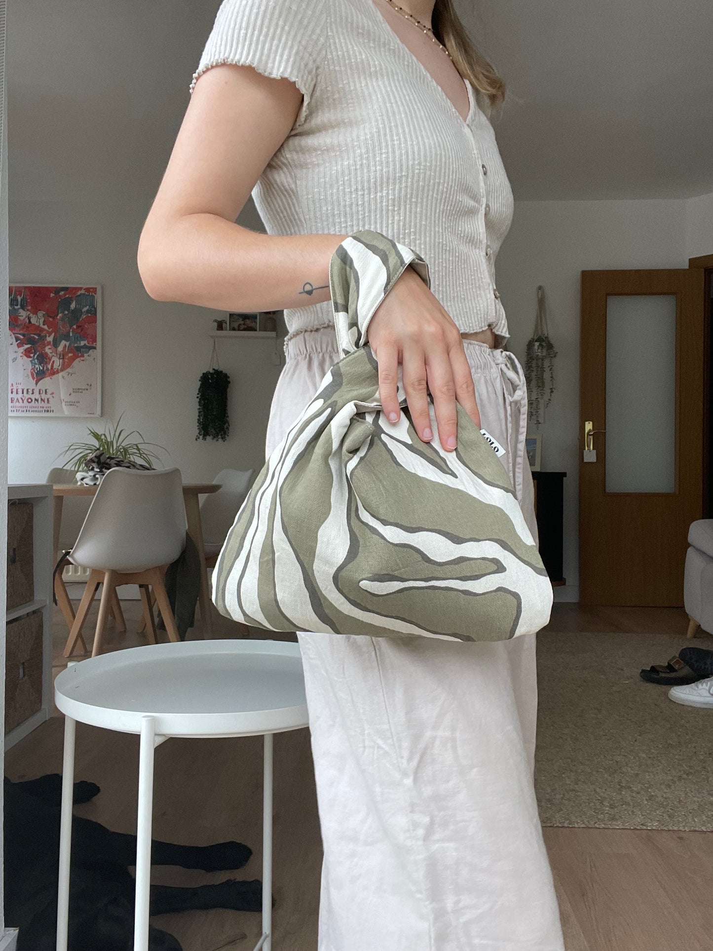 Bolso nudo cebra verde