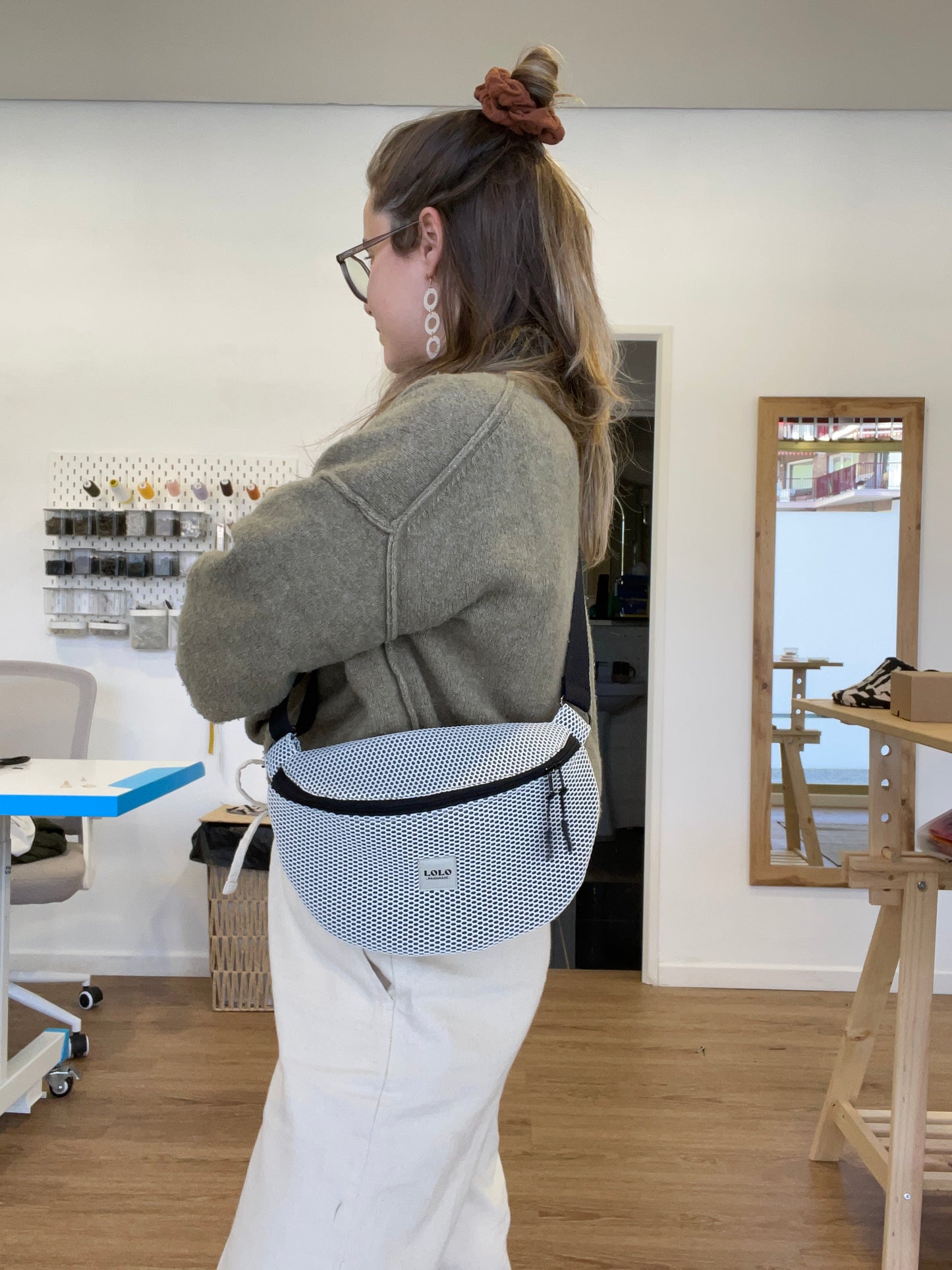 Riñonera XL malla 3D blanco