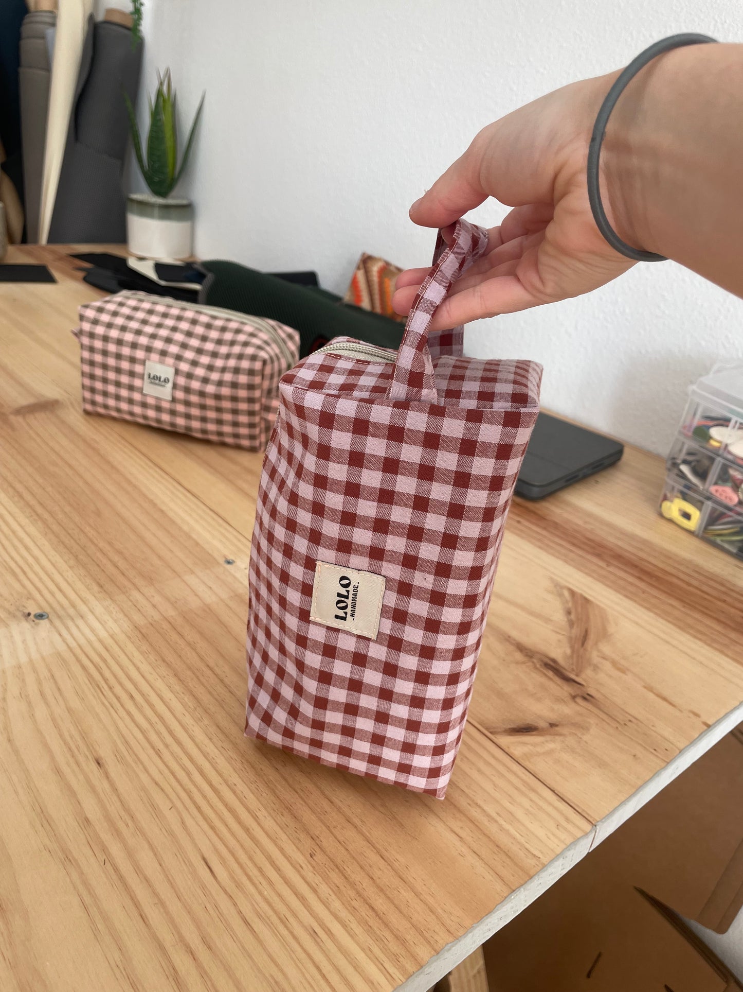 Neceser vichy granate y rosa palo