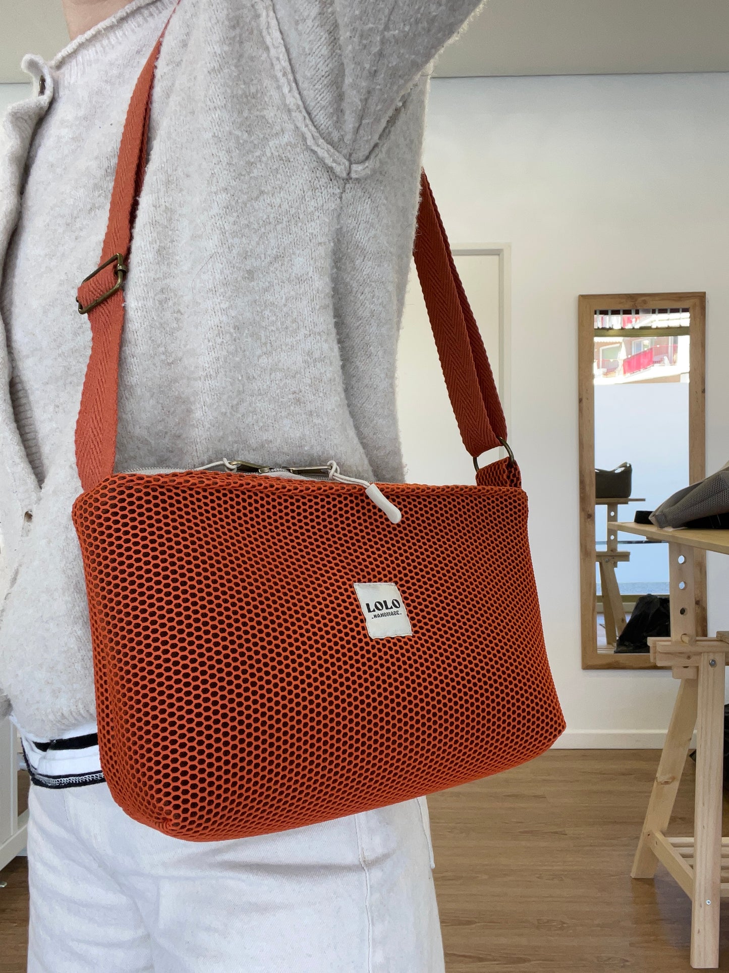 Bolso rectangular malla 3D total teja