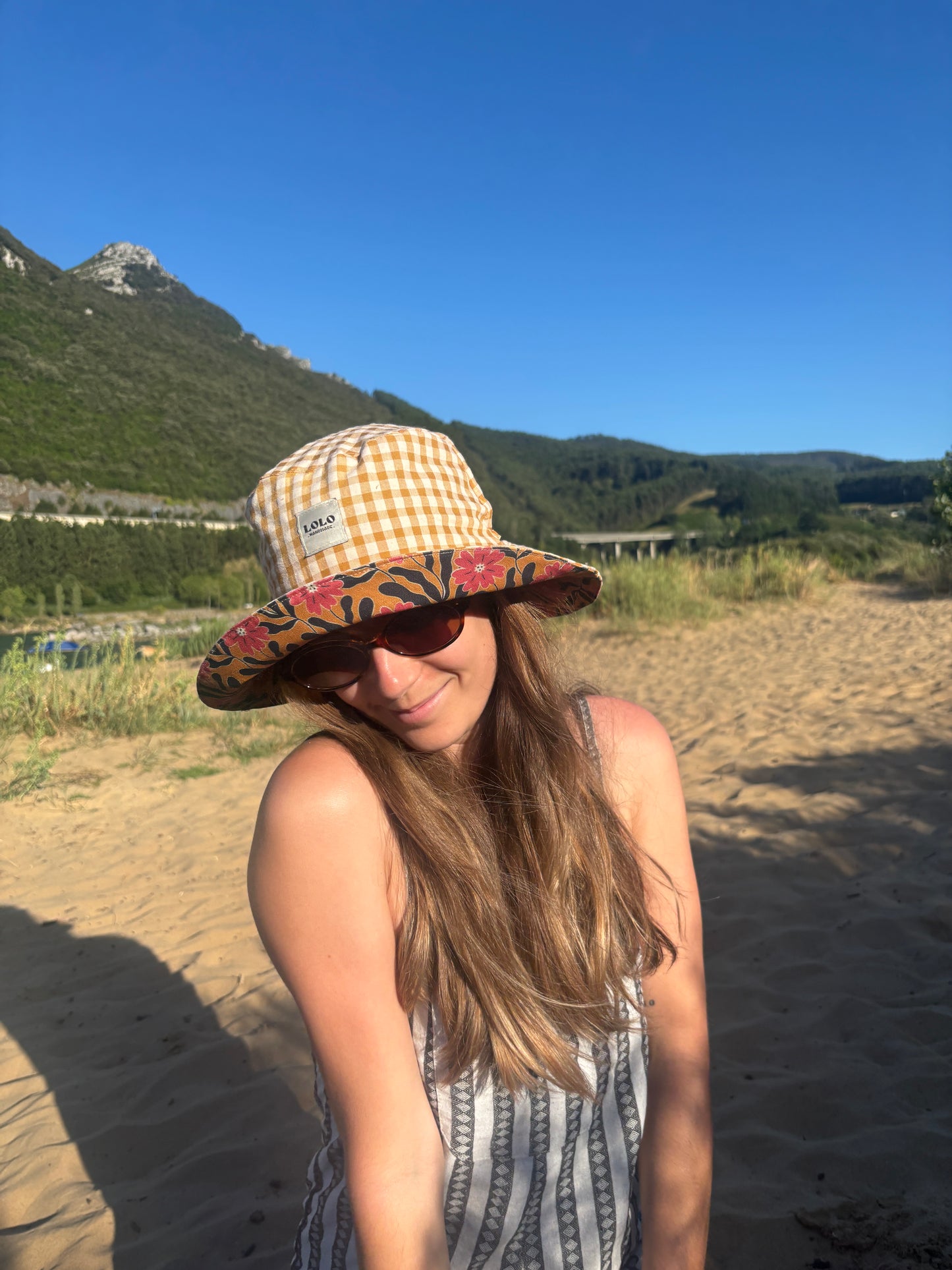 Bucket hat vichy caramelo