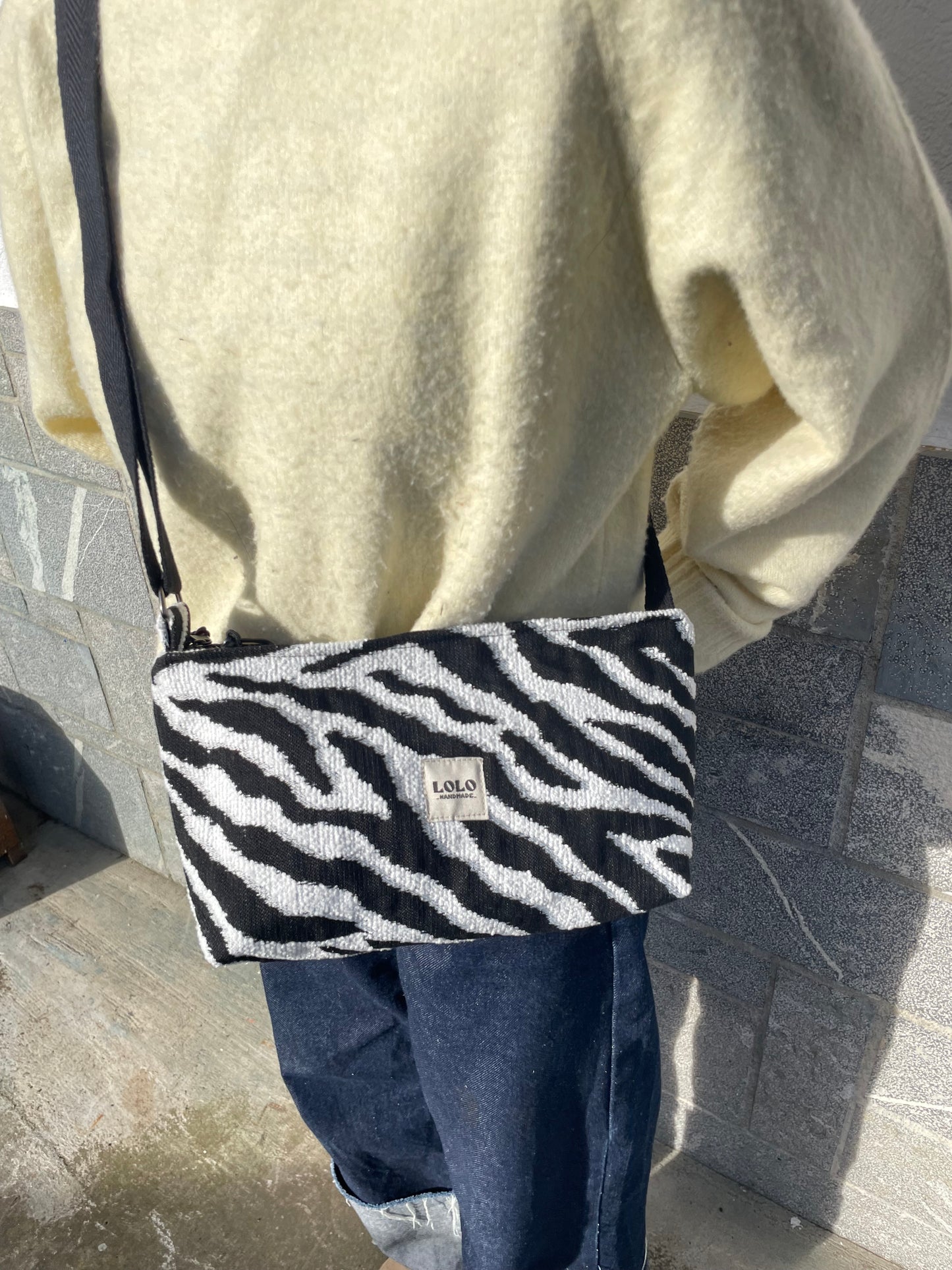 Bolso rectangular cebra