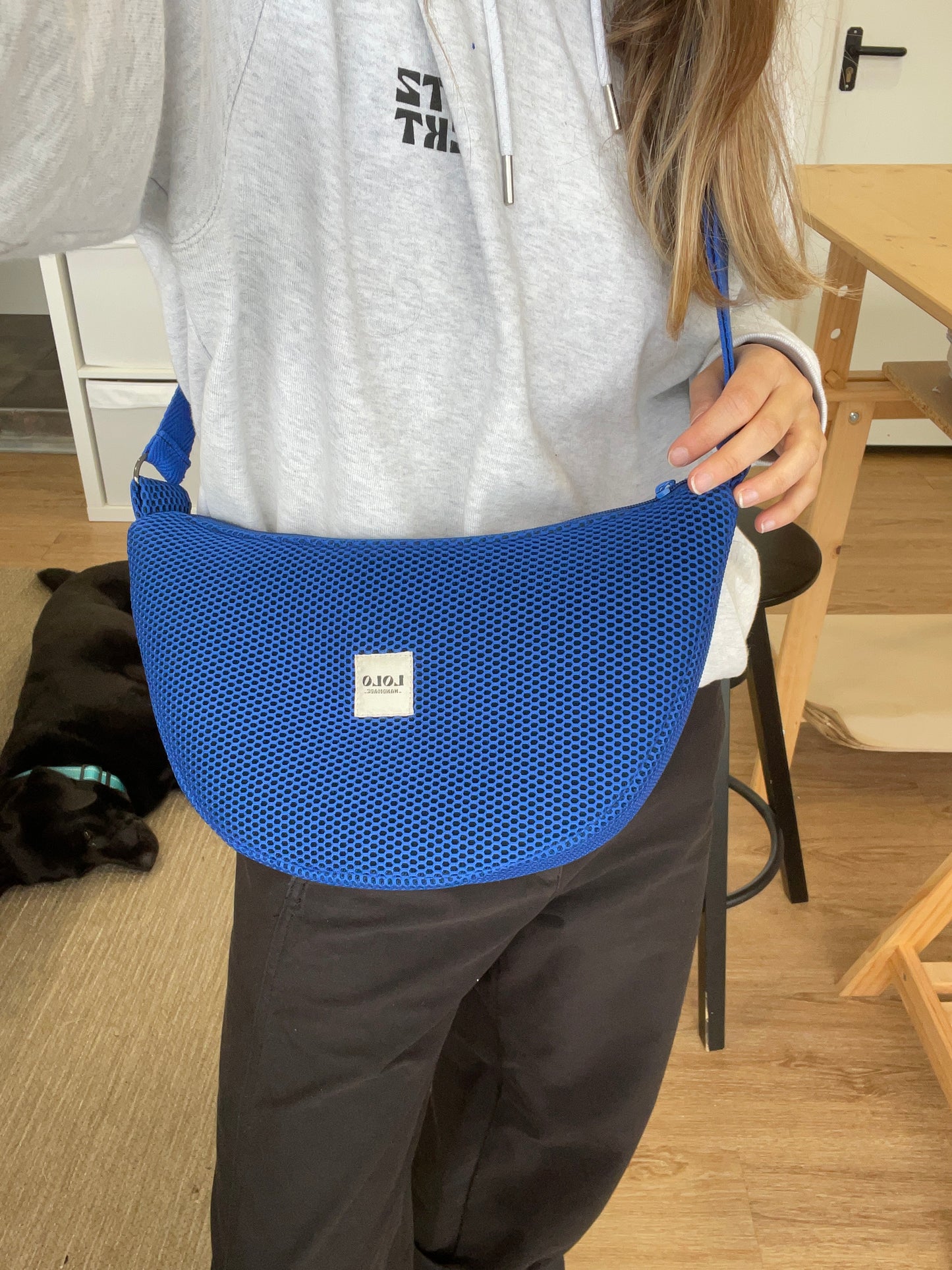 Bolso Moon malla 3D azul eléctrico