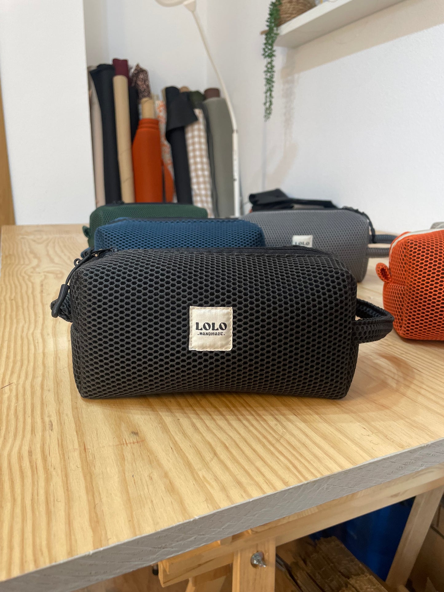 Neceser malla 3D negro