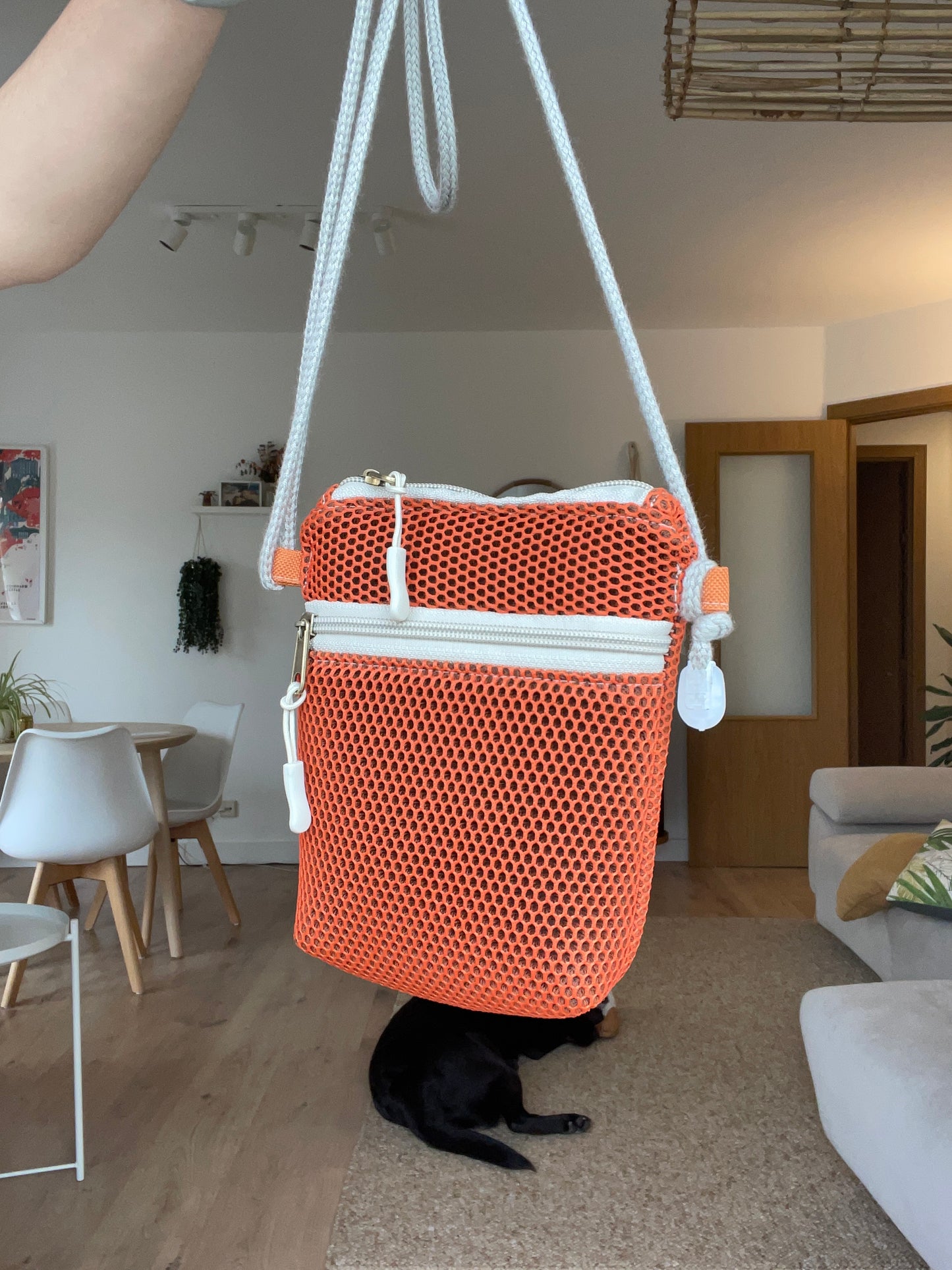 Bolso porta móvil malla 3D teja