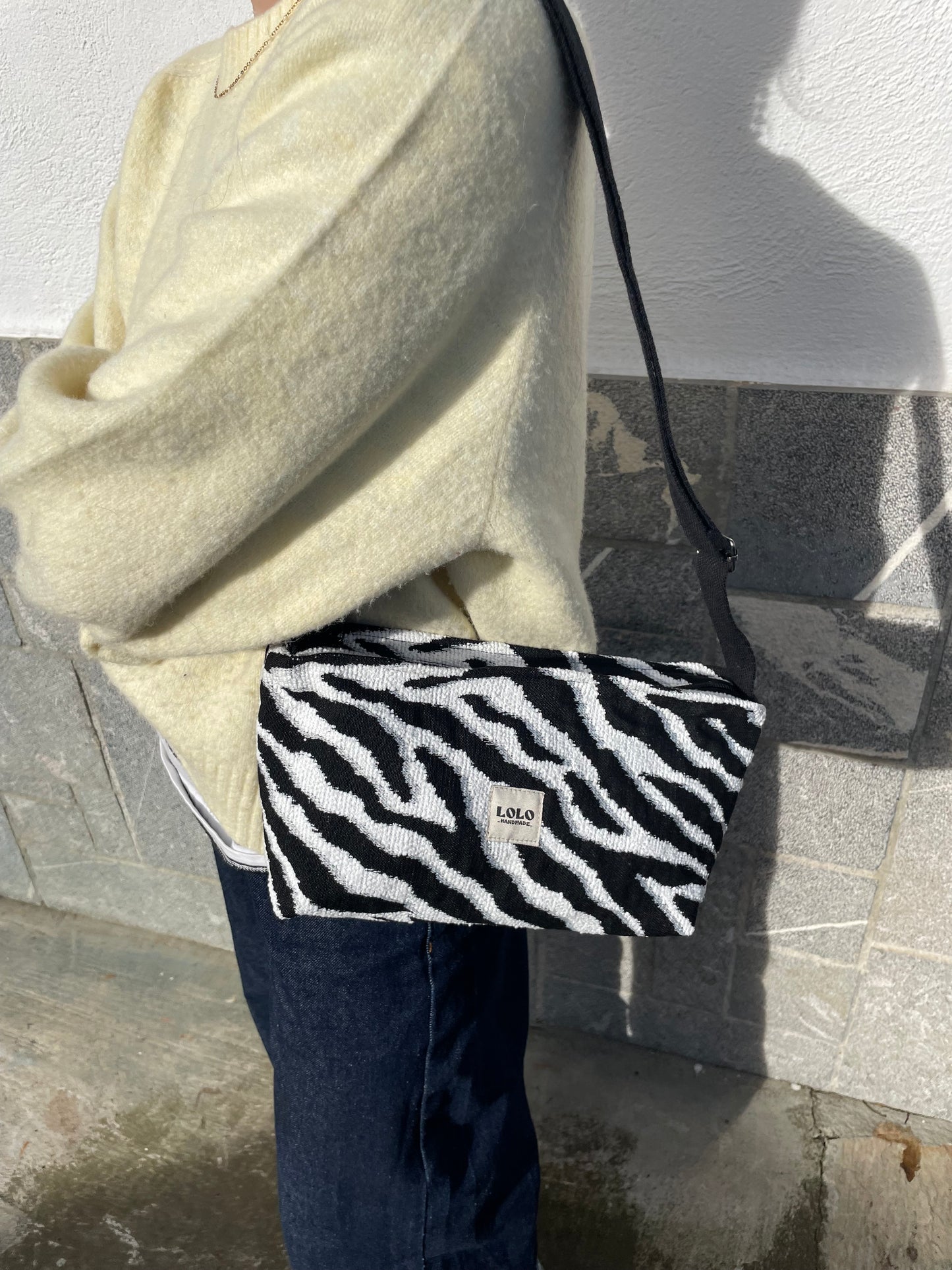 Bolso rectangular cebra