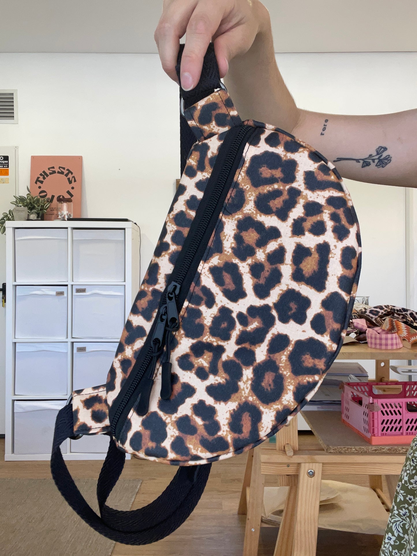 Riñonera leopardo