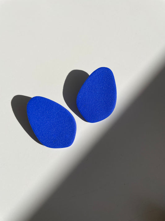 Harri azul eléctrico