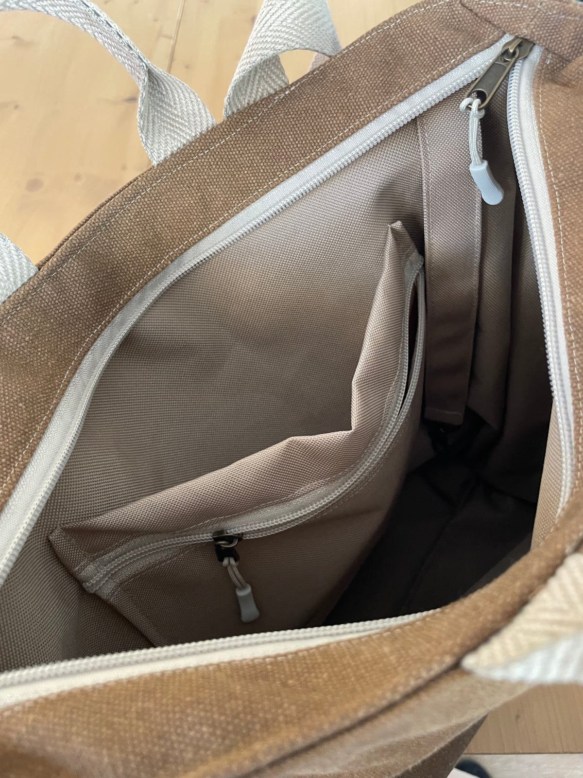 Mochila marrón jaspeado