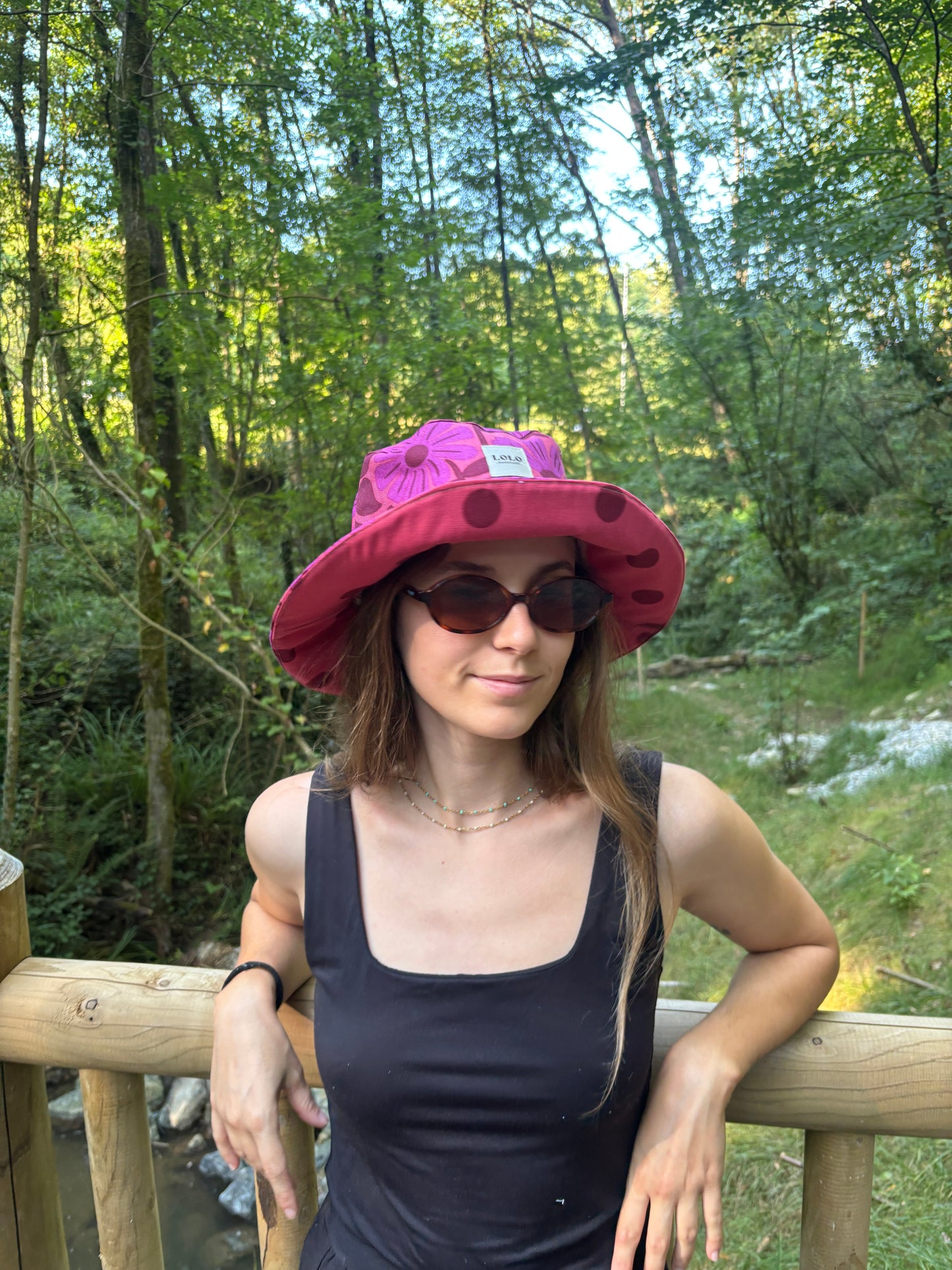 Bucket hat floral púrpura