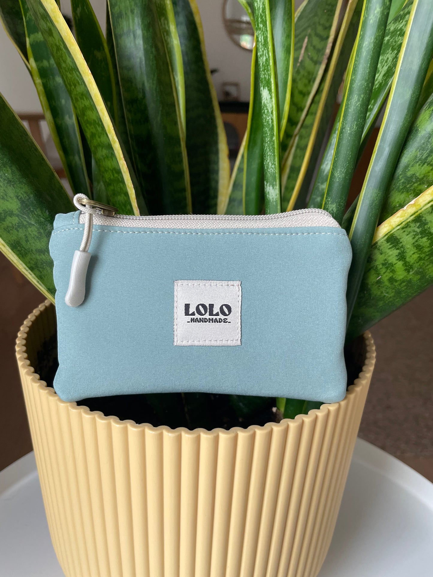 Cartera softshell verde menta