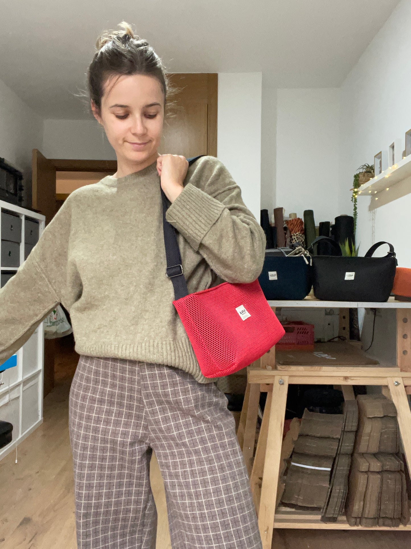 Bolso rectangular malla 3D rojo